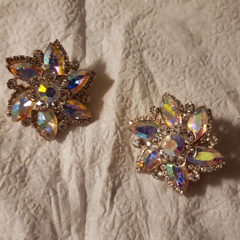 Beautiful rhinestone Earrings clips
